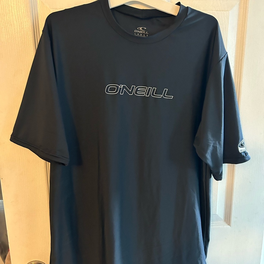 Men’s O’Neil swim shirt